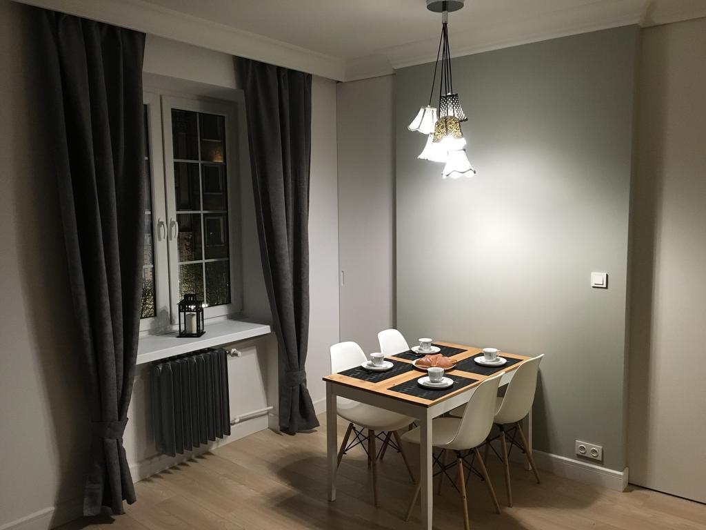 Apartamenty Dlugi Targ Gdansk Exterior photo
